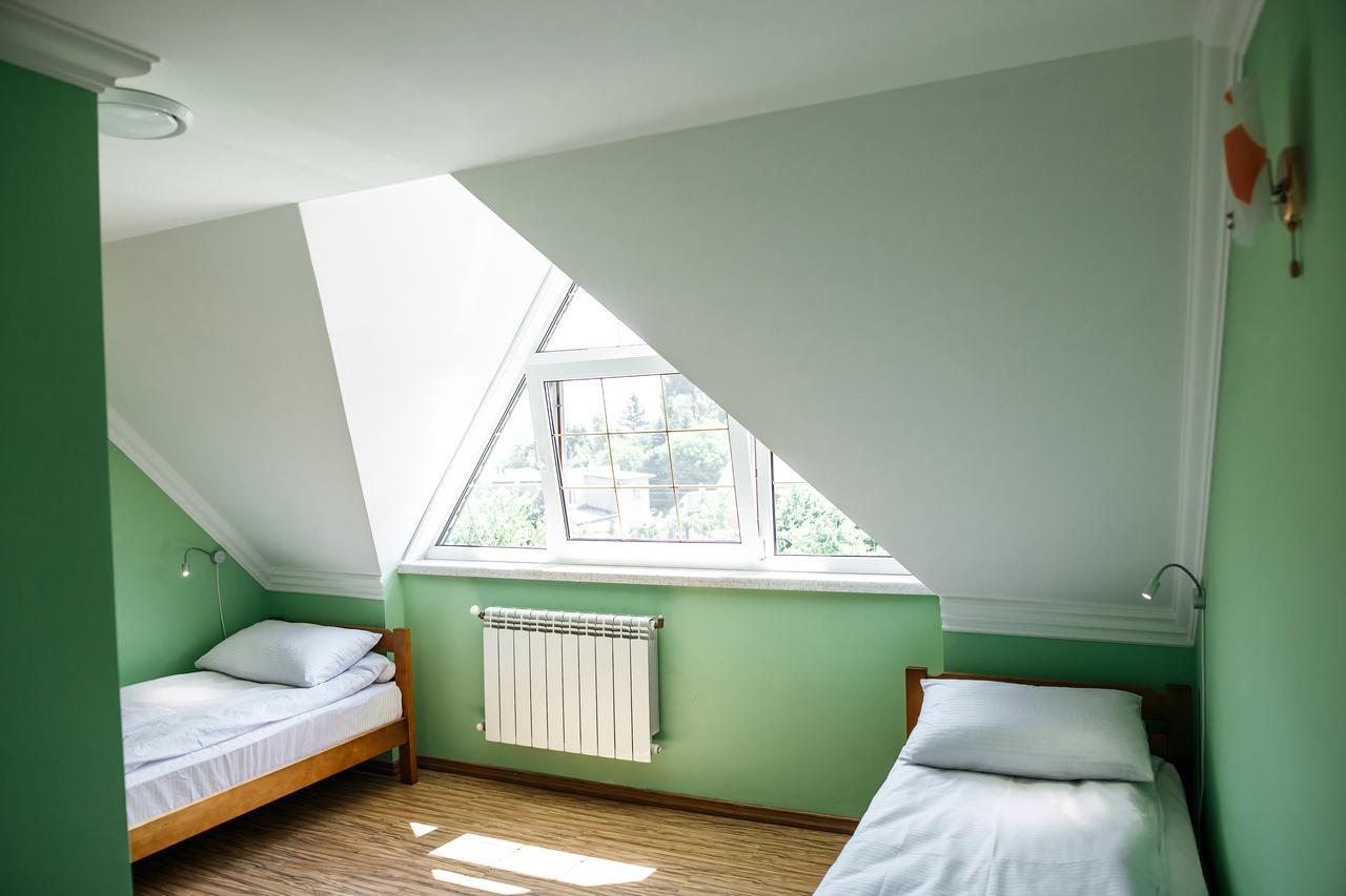 צ'רנוביץ Sweet Home Hostel / Guest House מראה חיצוני תמונה