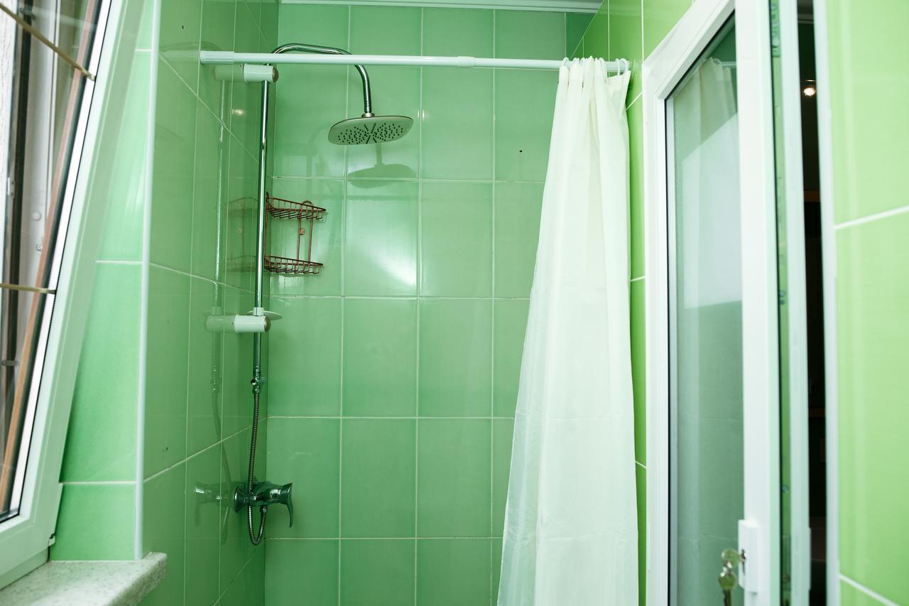 צ'רנוביץ Sweet Home Hostel / Guest House מראה חיצוני תמונה