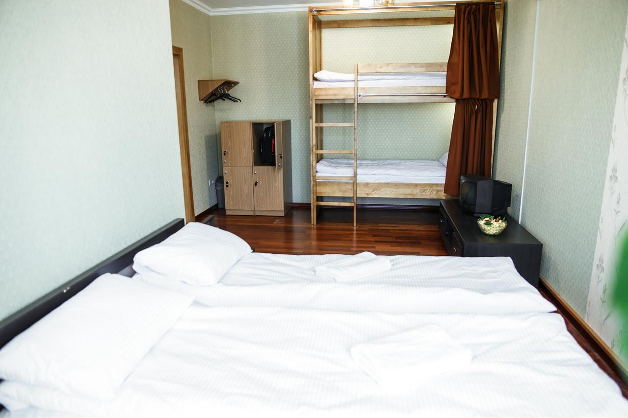 צ'רנוביץ Sweet Home Hostel / Guest House מראה חיצוני תמונה