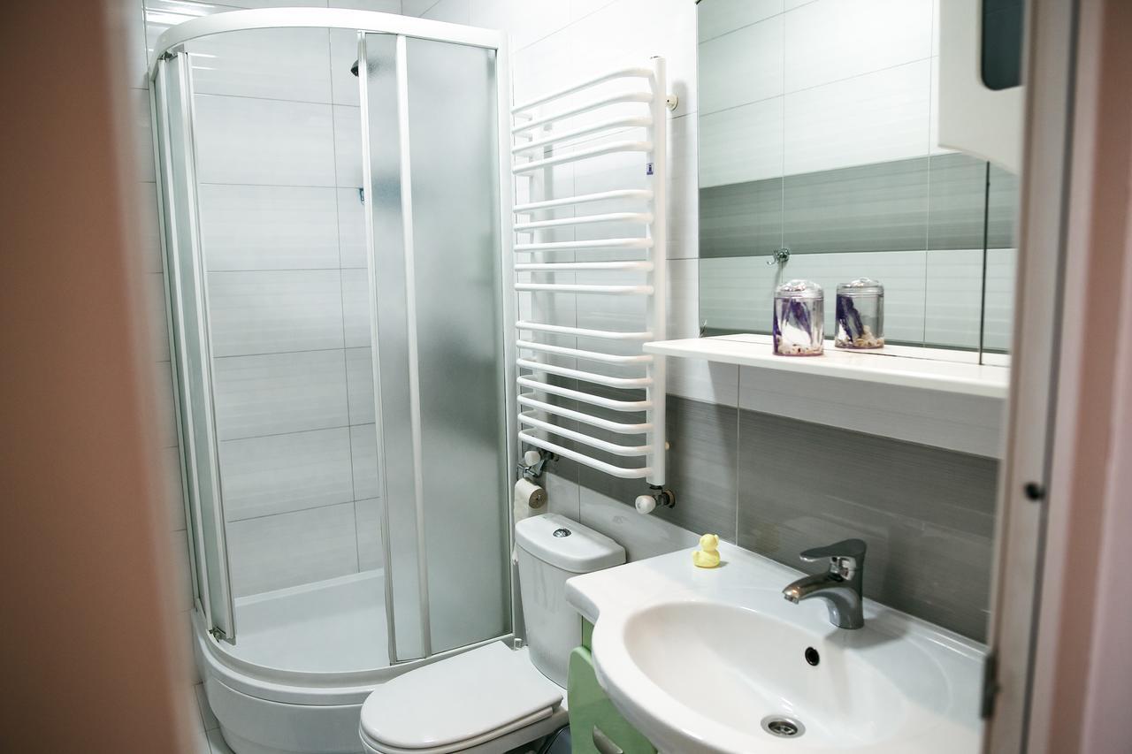 צ'רנוביץ Sweet Home Hostel / Guest House מראה חיצוני תמונה