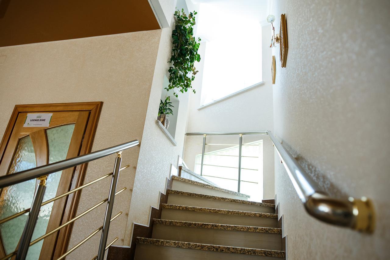 צ'רנוביץ Sweet Home Hostel / Guest House מראה חיצוני תמונה