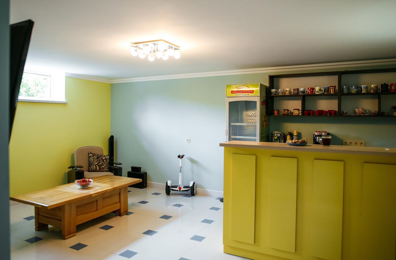 צ'רנוביץ Sweet Home Hostel / Guest House מראה חיצוני תמונה
