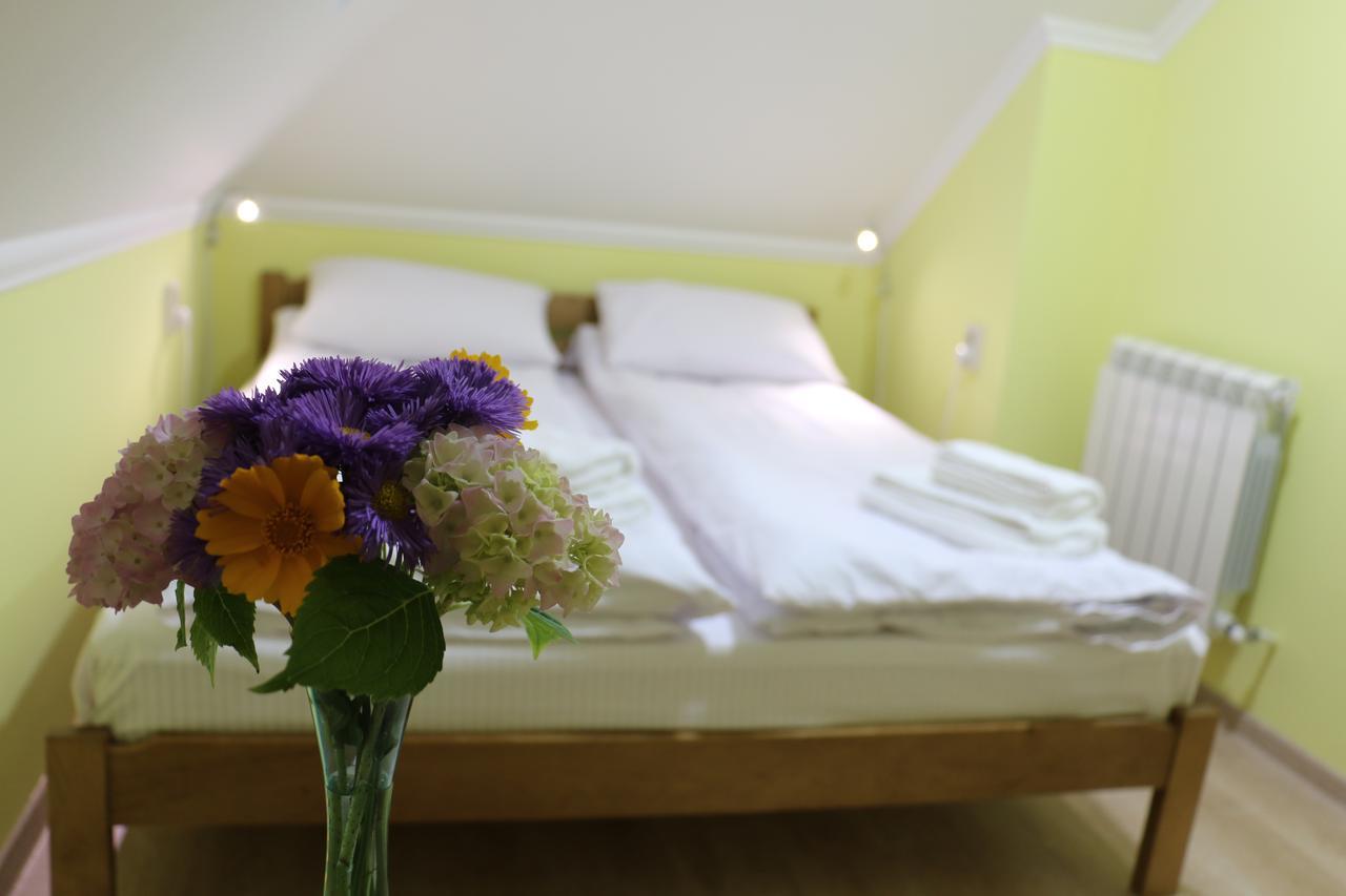 צ'רנוביץ Sweet Home Hostel / Guest House מראה חיצוני תמונה